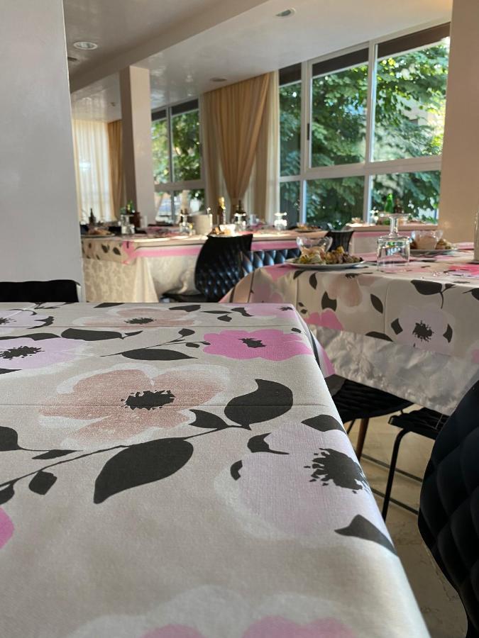 Mon Hotel Misano Adriatico Ngoại thất bức ảnh