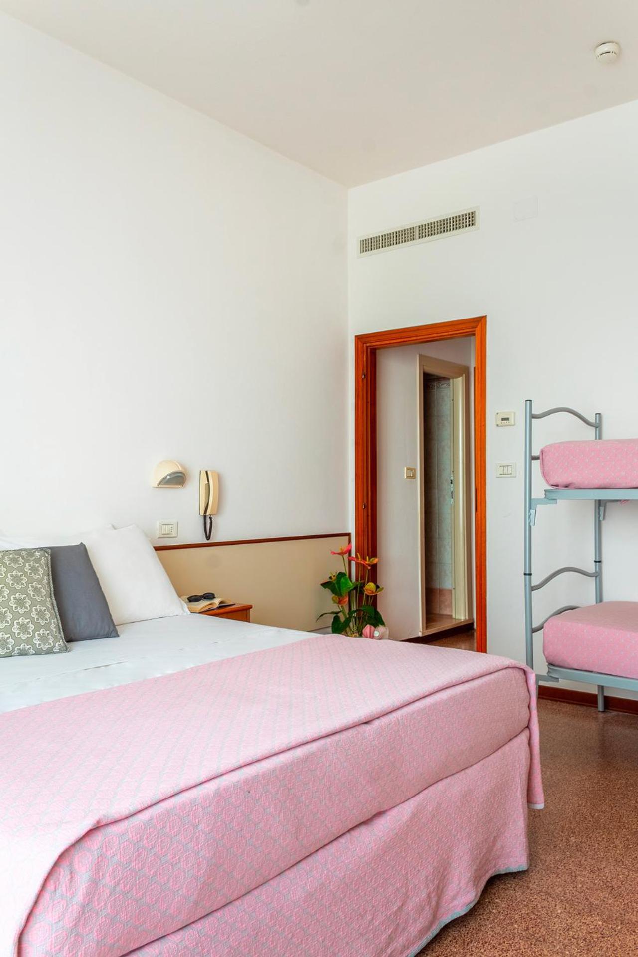 Mon Hotel Misano Adriatico Ngoại thất bức ảnh
