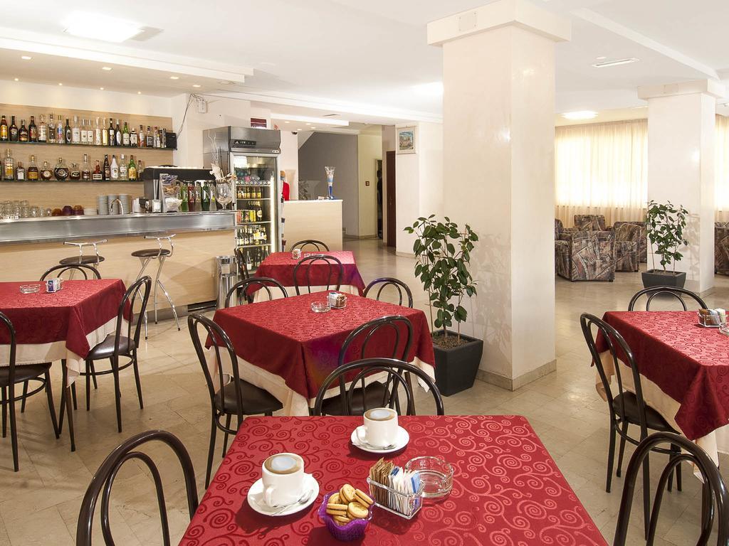 Mon Hotel Misano Adriatico Ngoại thất bức ảnh